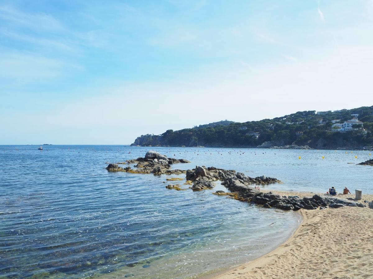 Apartament Amb Piscina I Aparcament - Baixos Amb Jardinet Calella De Palafrugell Exterior photo