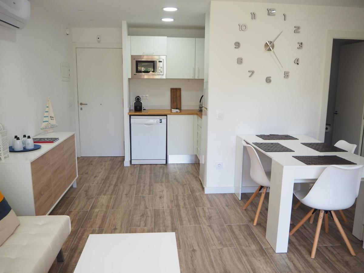 Apartament Amb Piscina I Aparcament - Baixos Amb Jardinet Calella De Palafrugell Exterior photo