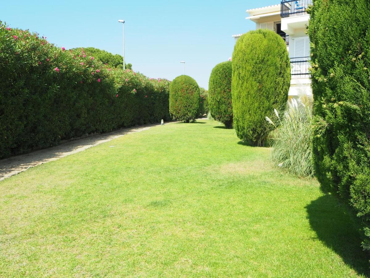 Apartament Amb Piscina I Aparcament - Baixos Amb Jardinet Calella De Palafrugell Exterior photo