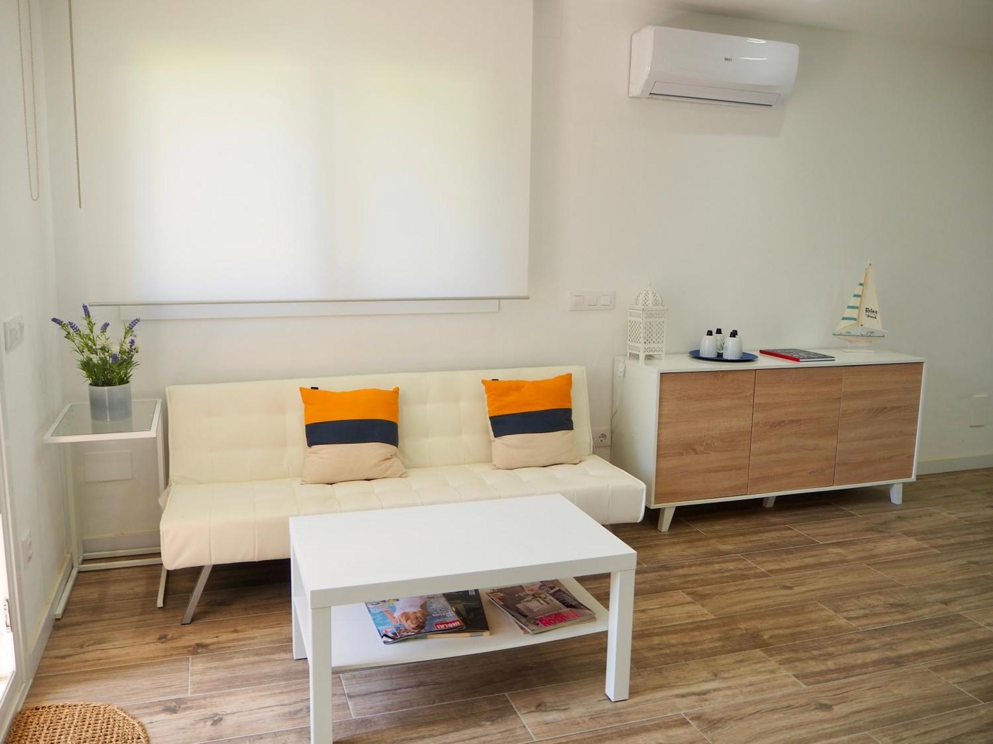 Apartament Amb Piscina I Aparcament - Baixos Amb Jardinet Calella De Palafrugell Exterior photo